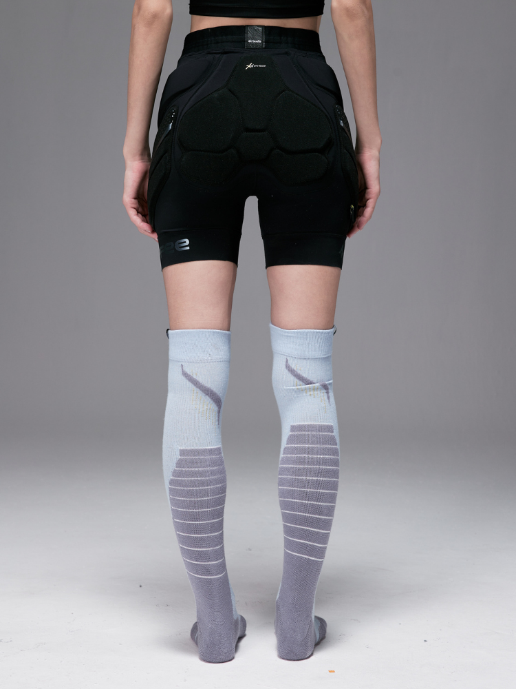 Saffee Merino Wool Knee-High Ski Socks - Unisex